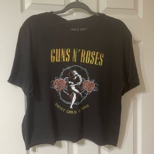 Guns N’ Roses Vintage Crop Size L NWOT